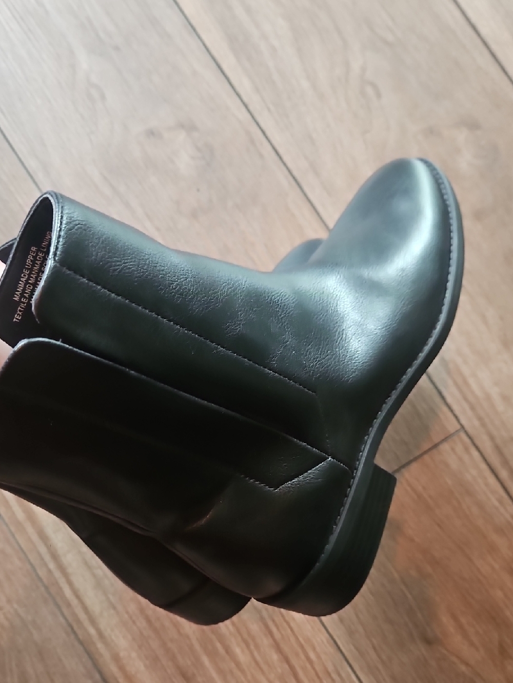 NEW! ANN TAYLOR LOFT Minimalist Flat Ankle Boot Classic Black Faux Leather 8.5. - Picture 7 of 8